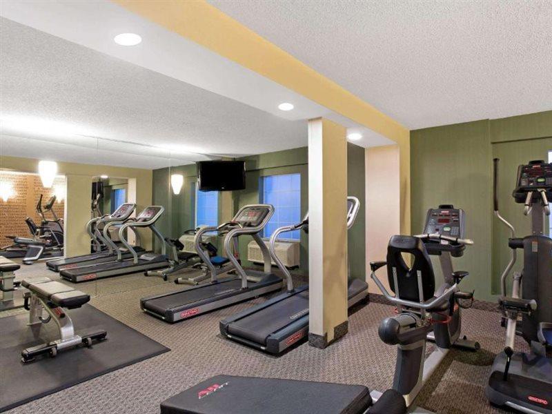 La Quinta By Wyndham Springfield Ξενοδοχείο Εξωτερικό φωτογραφία