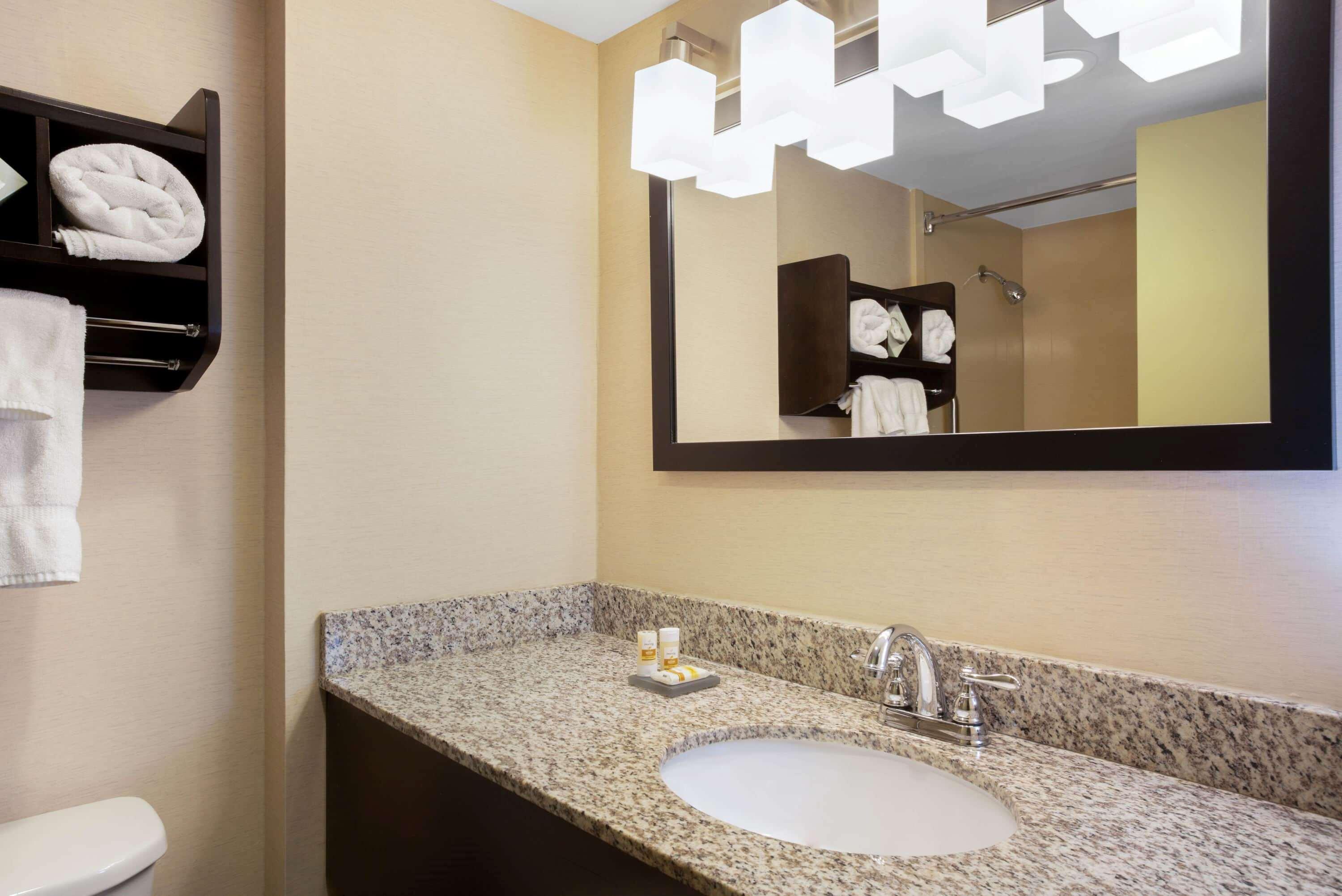 La Quinta By Wyndham Springfield Ξενοδοχείο Εξωτερικό φωτογραφία